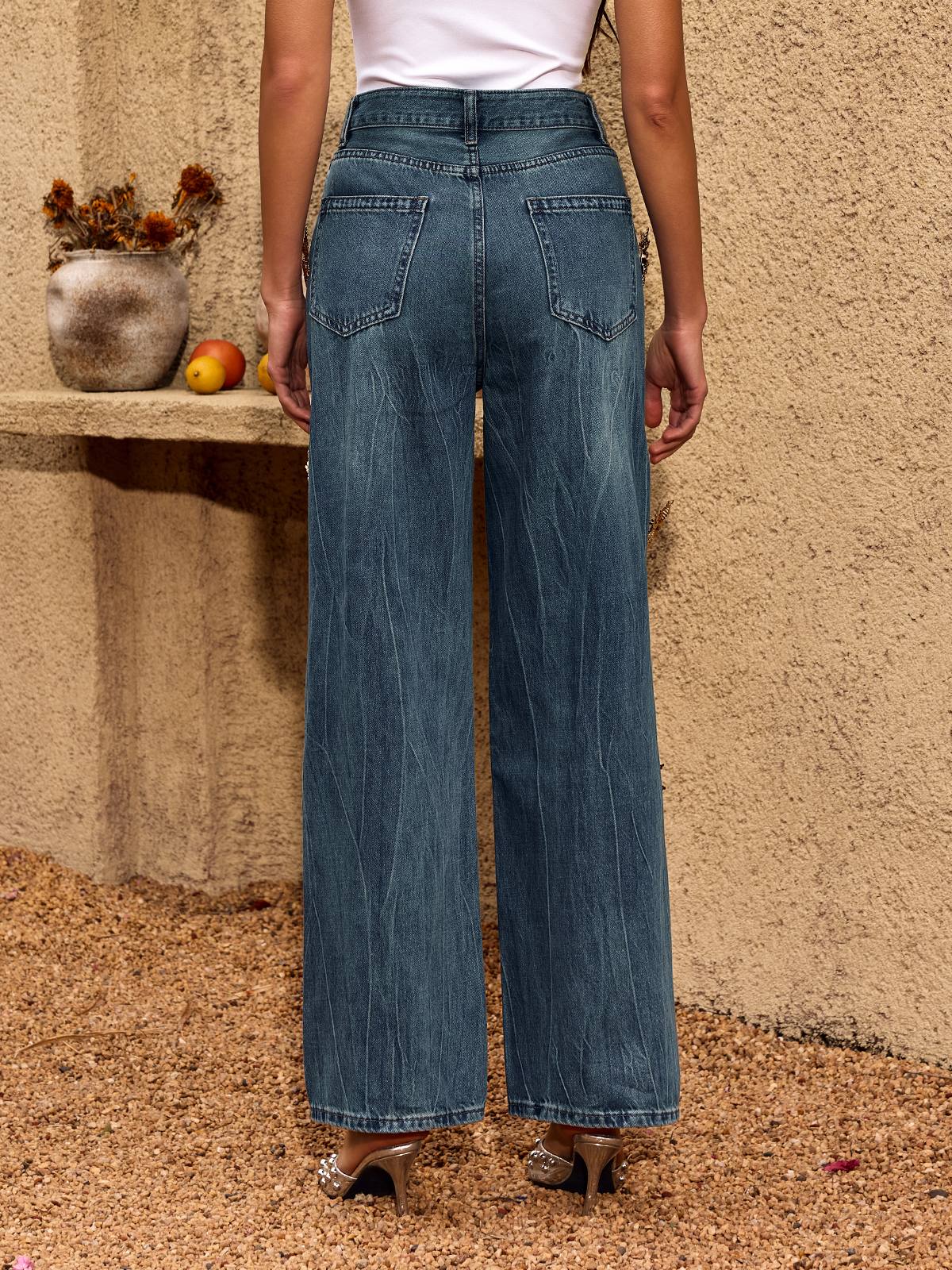 Chesna Metal Buckle Straight Jeans