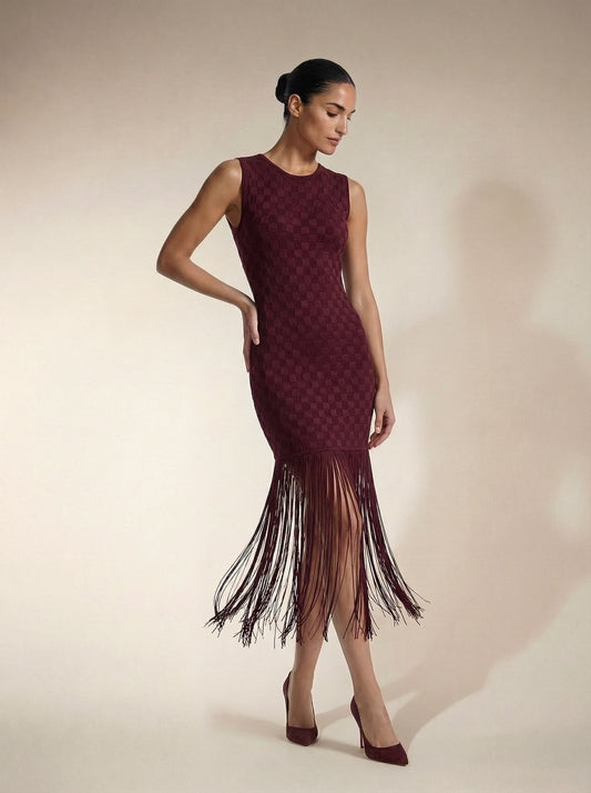 Navryn Sleeveless Fringe Plaid Midi Dress