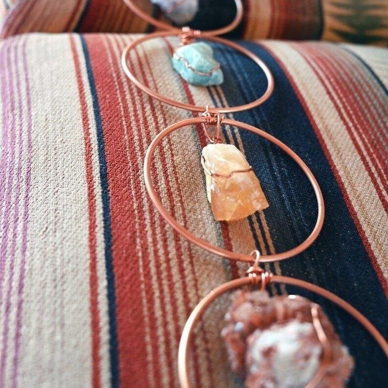 🔥HOT SALE 49% OFF-Raw Crystal 7 Chakra Gemstone Wall Decor