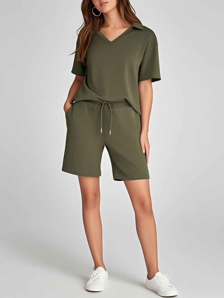 🔥Women's Summer 2-Piece Set - Lightweight & Breezy Short-Sleeve & Shorts Set