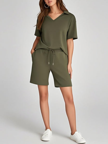 🔥Women's Summer 2-Piece Set - Lightweight & Breezy Short-Sleeve & Shorts Set